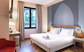 Hotel Laurus Al Duomo  4*